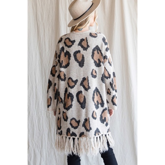 SOLD OUT Oatmeal Leopard Animal Printed Fringe Hem Open Knit Cardigan Sweater - Picture 7 of 9